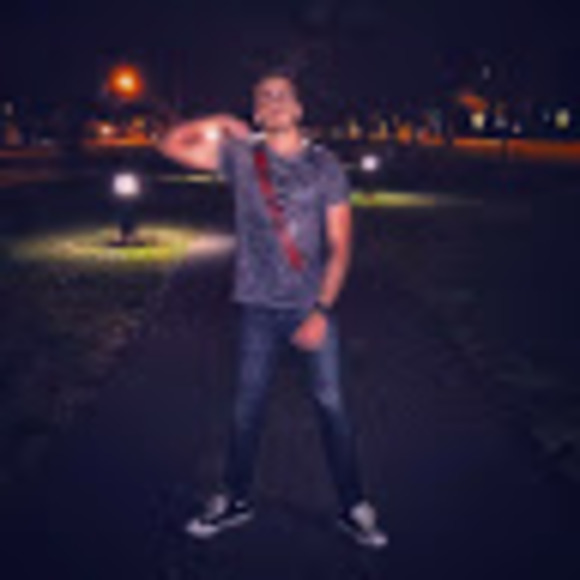 Meet your Posher, Christian - Picture 1 of 1